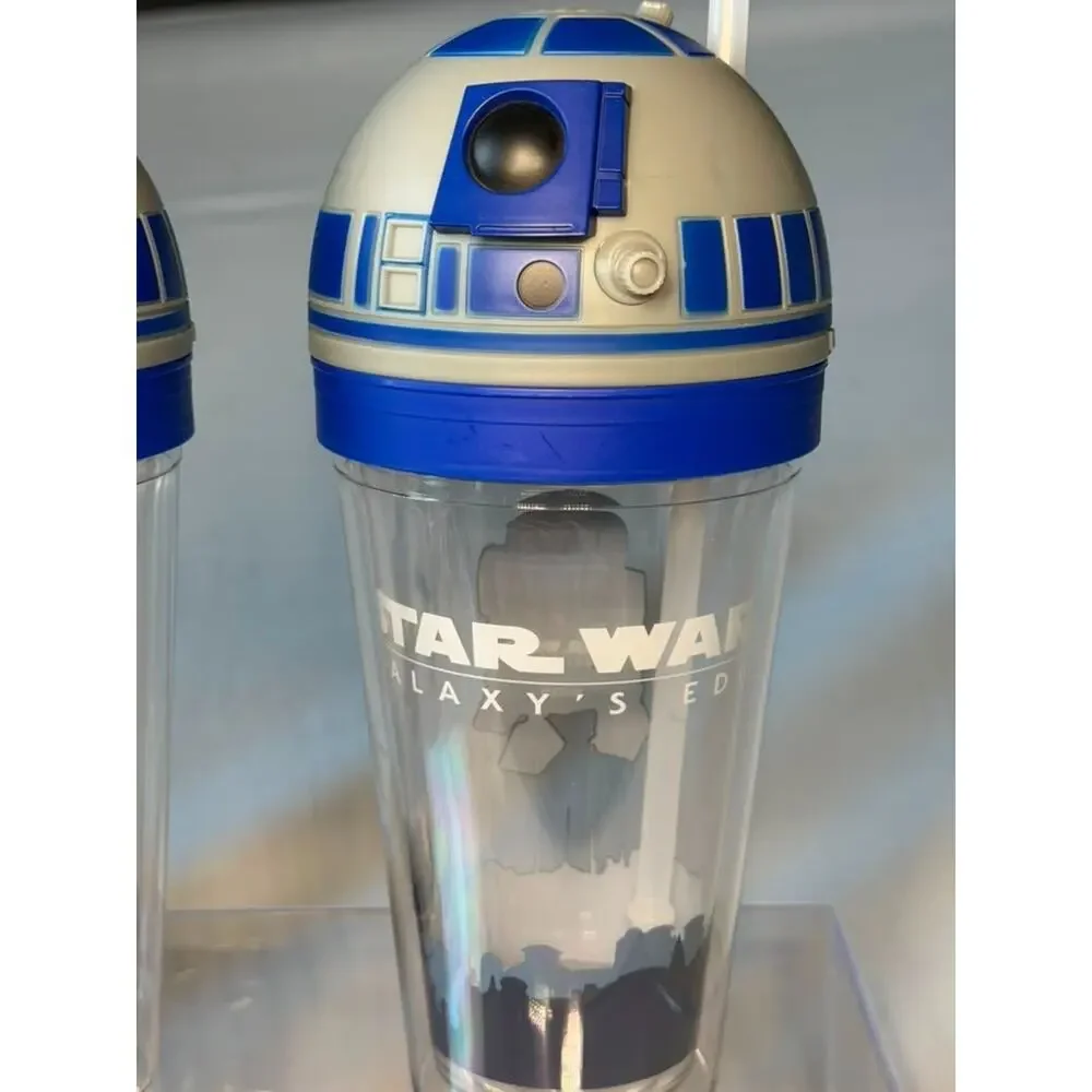 Star Wars Galaxy's Edge Landing 2019 R2-D2 Droid Tumbler Cup (Set of 2)
